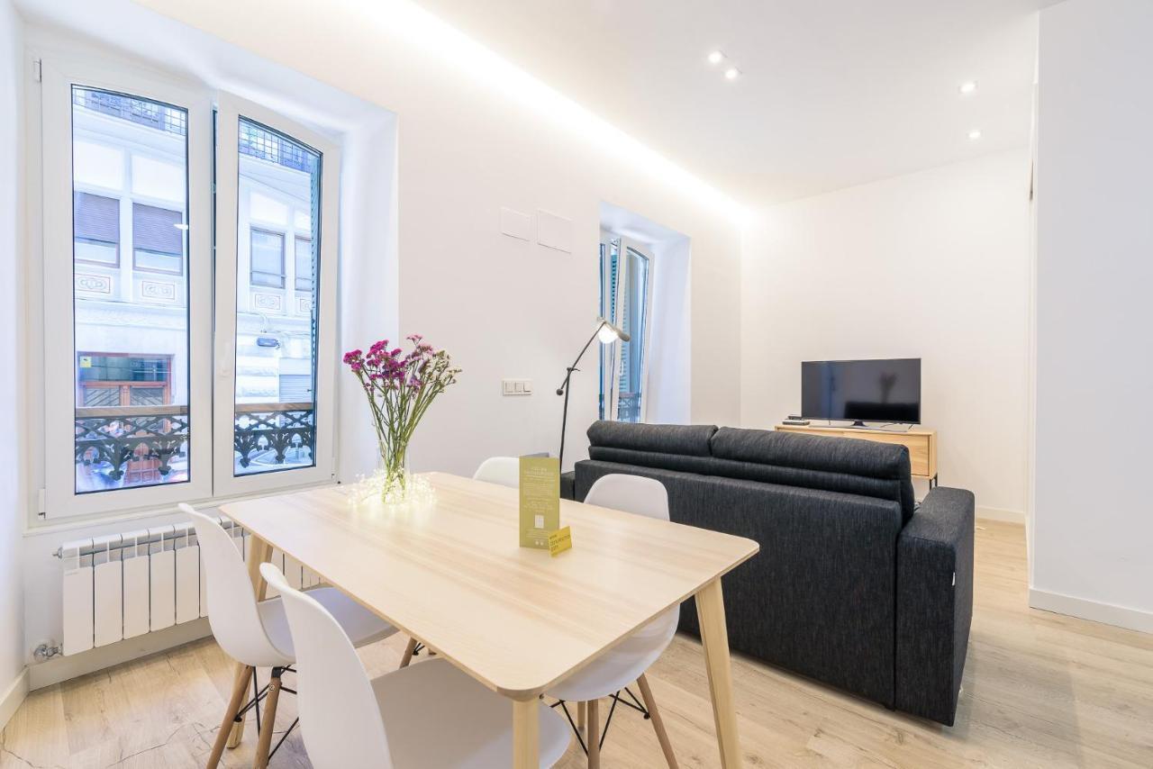 Paris La Concha - Ib Apartments San Sebastian Buitenkant foto
